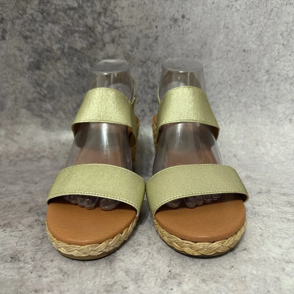 Tommy Bahama Sakura Wedge Sandals Womens 9.5 Champagne Gold Espadrille